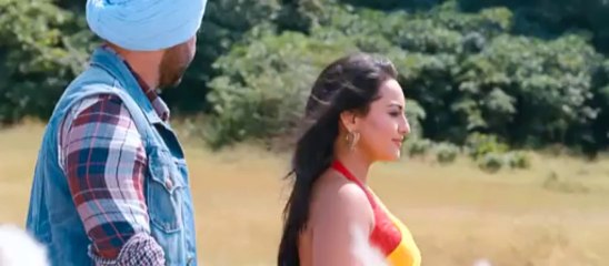 Ye Jo Halki Halki Khumariyan-Son Of Sardar