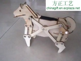 德清爱特生产的DIY solar wooden dog