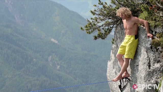 Death Defying Slackline BASE and Climbing