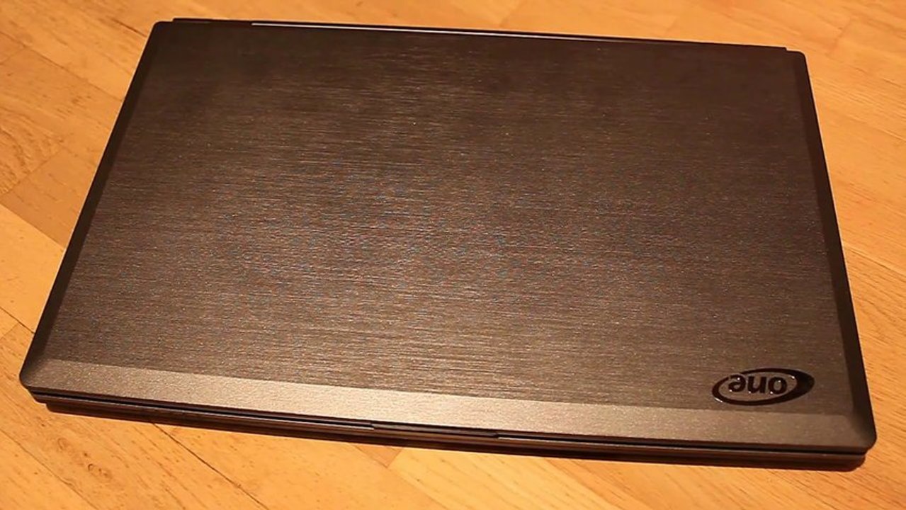 Mein Gaming-Notebook [K73-2O / Clevo W370ET] - So schauts aus! [Deutsch | FullHD]