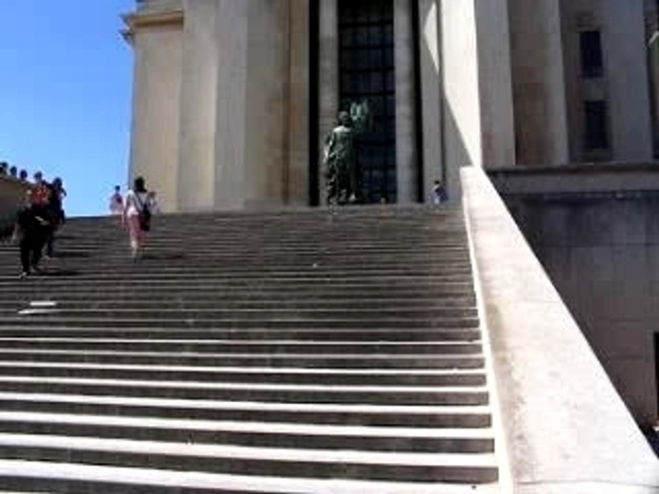 les marches du trocadero en roller