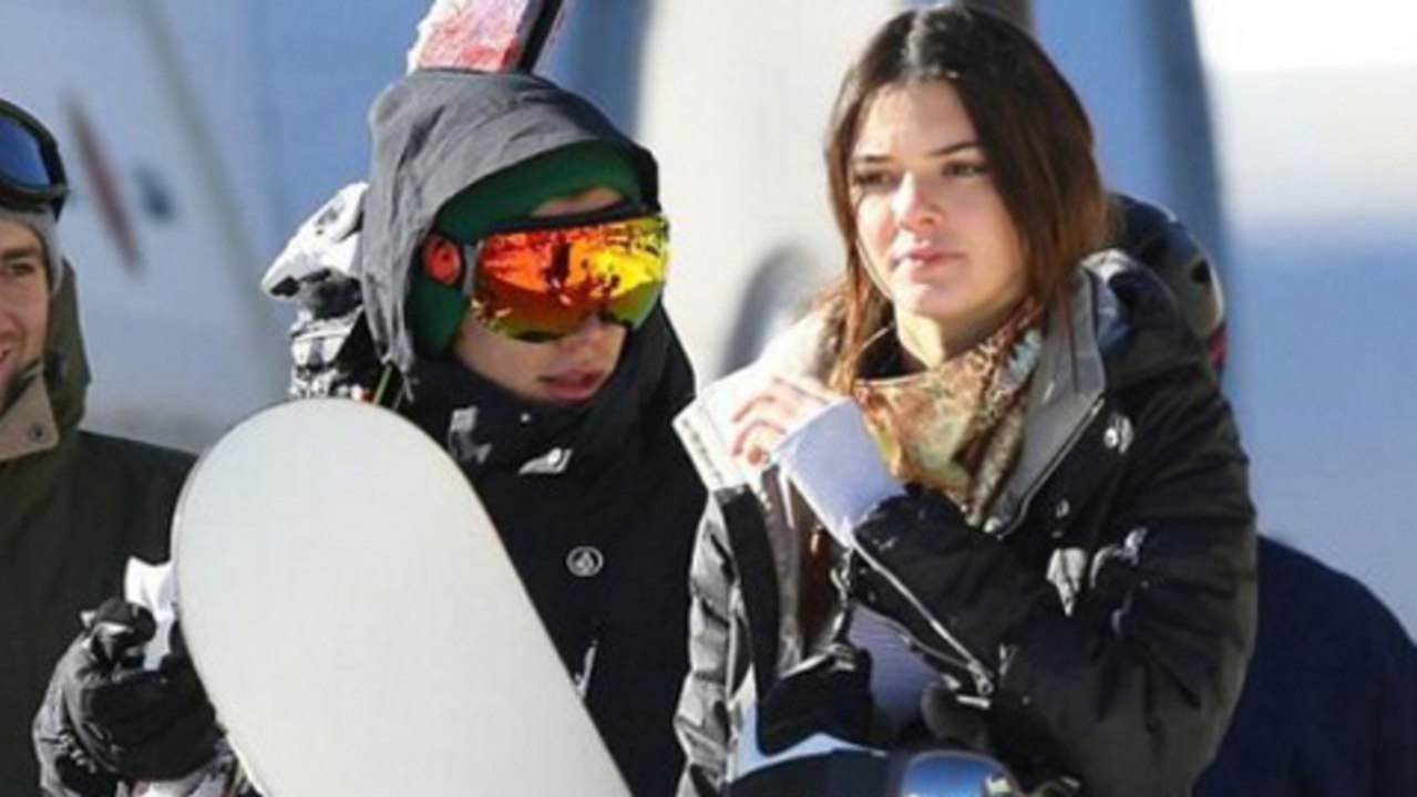 Harry Styles And Kendall Jenner SPOTTED Skiing