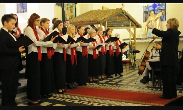 Chór Mieszany BRZEZIE - Wśród nocnej ciszy