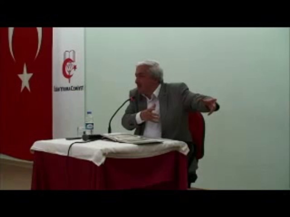 Rivayetlerle Kur'an'a atılan iftiralar... [Prof. Dr. Mehmet Okuyan]
