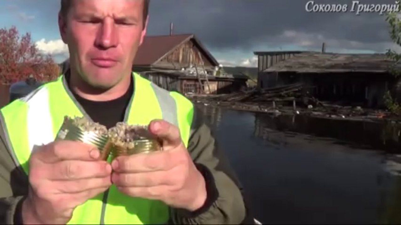 Ouvrir une boite de conserve à mains nues! En mode RUSSE!
