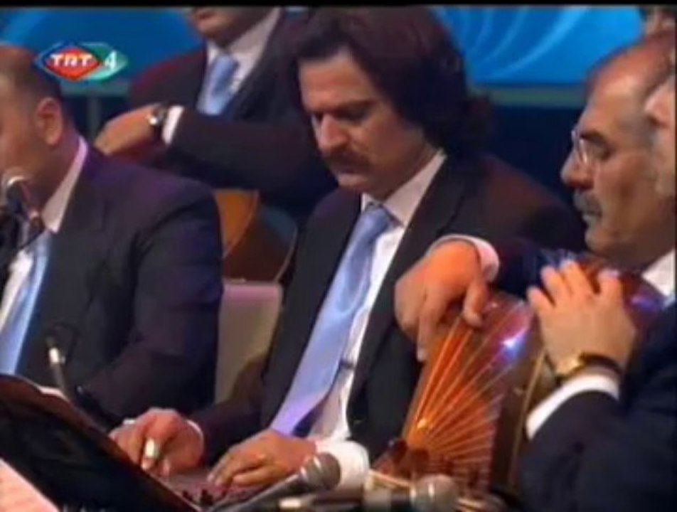 Bülent UYAROĞLU (Kanun)-Uşşâk’a geçiş Taksimi