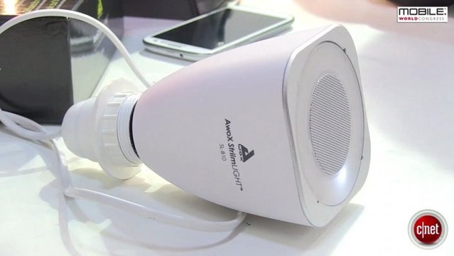 MWC 2013 : StriimLight, l'ampoule connectée qui joue de la musique