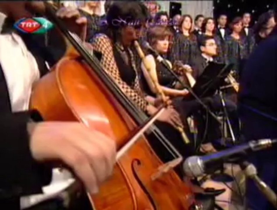 Burcu KARADAĞ (Ney)-Hüseynî Taksim