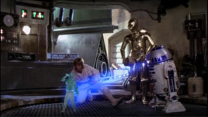 Semaine connectée 11 : visite chez Apple, 2Pac en hologramme, Bayrou le numérique