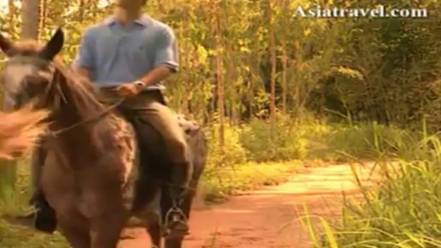 Horse Riding Horseshoe Point Resort and Country Club Thailand by Asiatravel.com