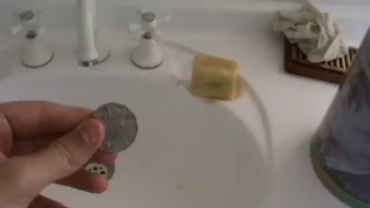 How To Put Money in a Money Tin