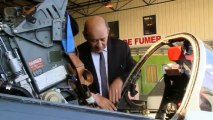 Le ministre démarre l'année avec une visite dans les forces à Cazaux