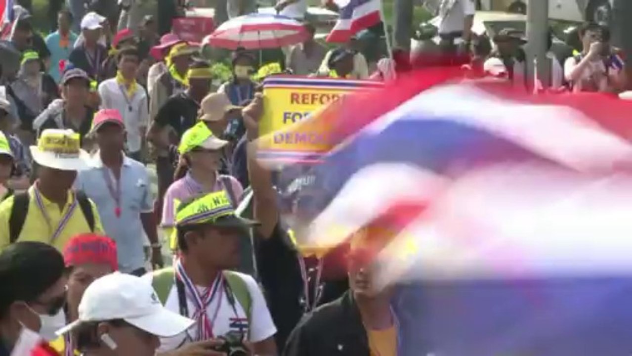 Thai anti-government protesters ready to shut down Bangkok