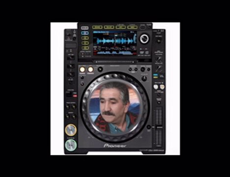 EKREM CELEBİ BANA SEVGİ DİYE VERDİN ZEHİRİ.