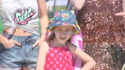 Lali Espósito y Gimena Accardi, una grabación a puro sol