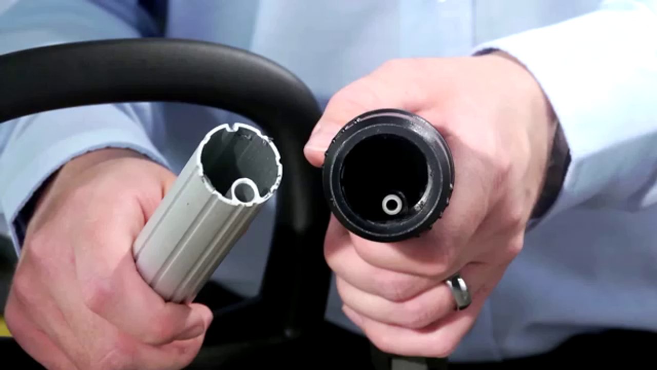 How to Use a Carpet Cleaner - Carpet Cleaner Instructional Video - HSS Hire