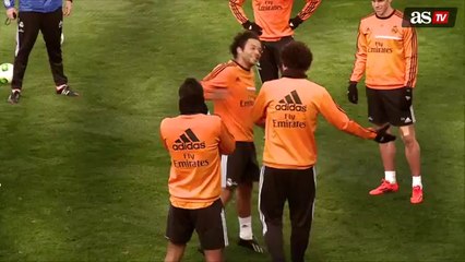 Baile a Pepe en el entreno x AzT