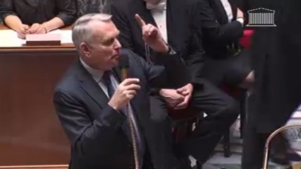 Ayrault à la droite : "Vous pouvez faire tous les bashing que vous voulez"