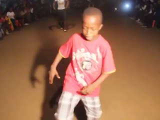Faré Gnakhi top 1 danse Populaire de Guinée