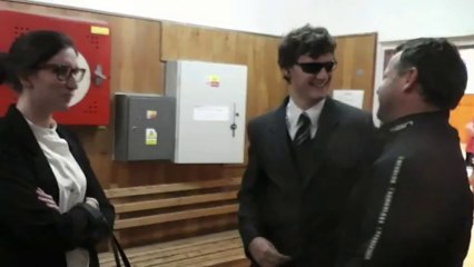 Pozvánky profesorů na stužkovák - 6. C GPB 2013