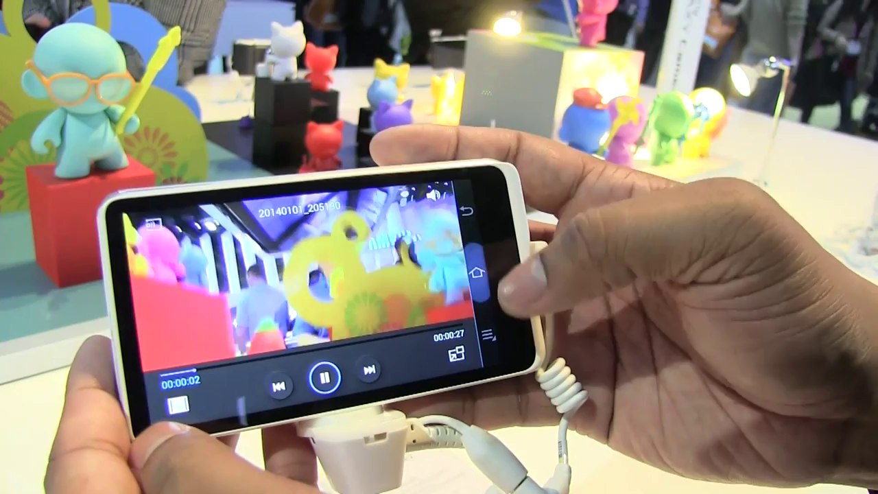 Samsung Galaxy Camera 2: What's New (CES 2014) - SoldierKnowsBest