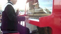 For Elise on foot of the London Eye played by Frederic La Verde and his traveling Piano Rouge