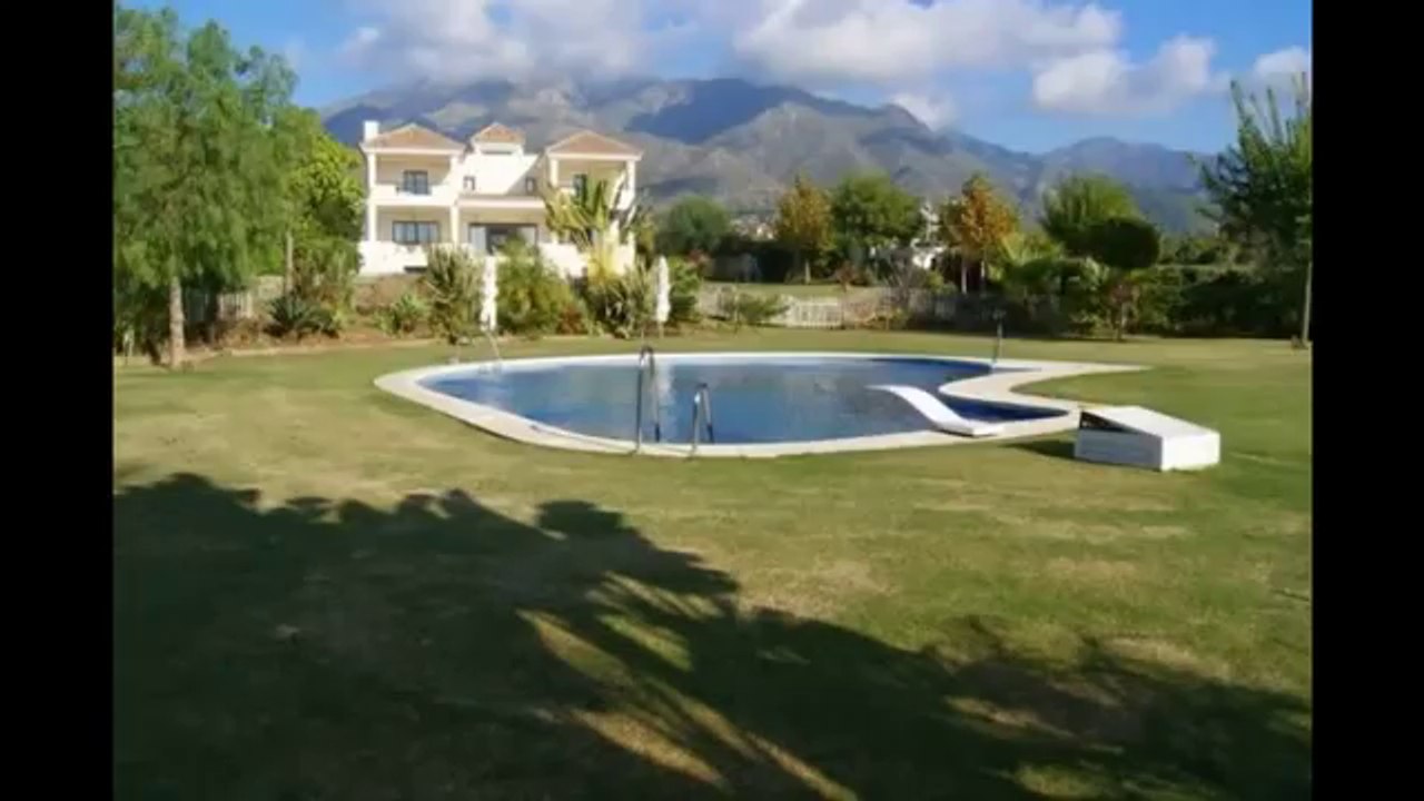 Luxurious Palatial Style Villa For Sale in The Golden Mile Marbella