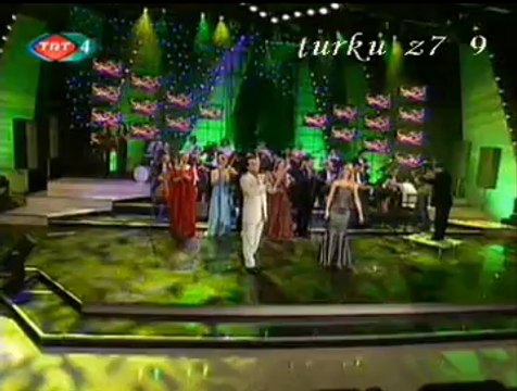 Canan GEYLAN*Yahya GEYLAN-Bahçeye İndim Ki Asma Salıncak