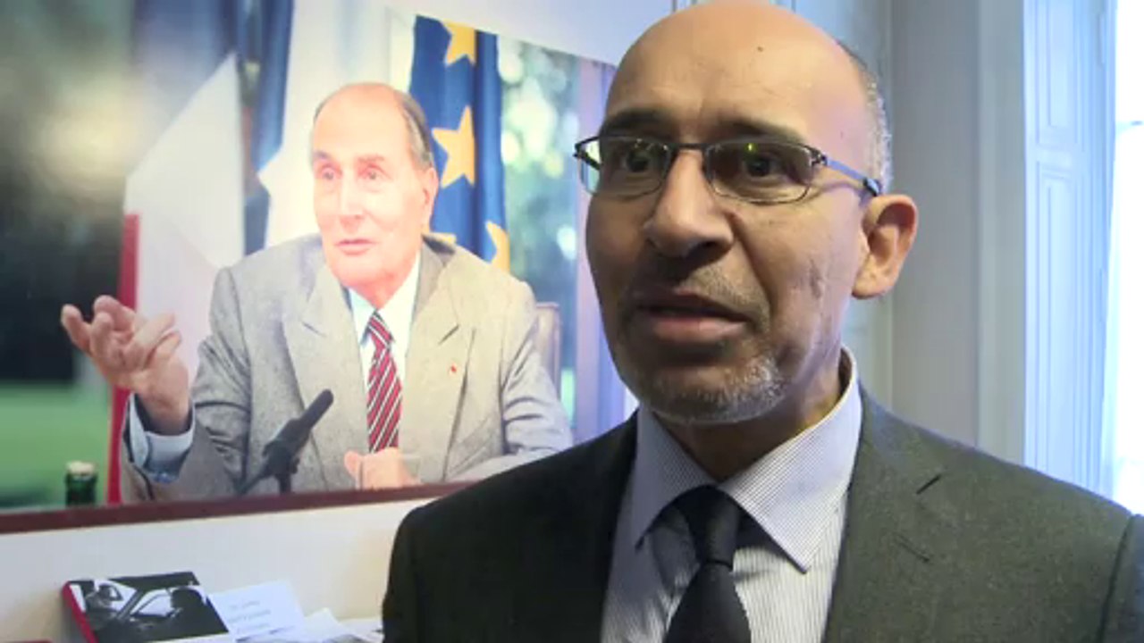 Harlem Désir à Jarnac pour la commémoration du 18ème anniversaire de la disparition de François Mitterrand