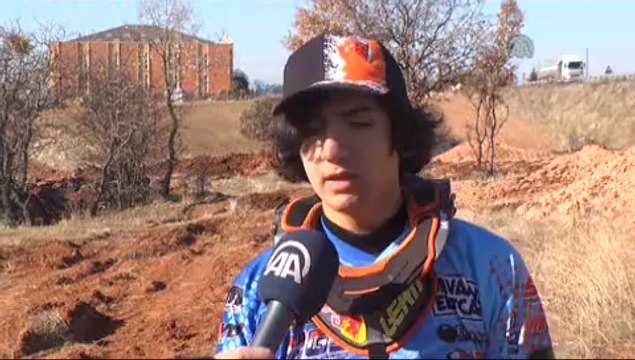 Yaptığı atlayışlarla dikkati çekti