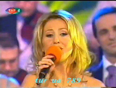 Canan SEZGİN GEYLAN-Sesimde Şarkısı Aşkın Figân Olup Gidiyor