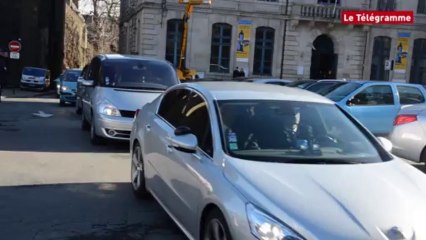 Saint-Brieuc. Valls de passage au conseil général