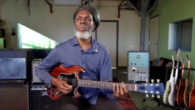 Reggae Guitar Lesson - Rhythm Guitar Tips and Chord Progressions with Steve Golding