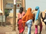 Un an après l'intervention française au Mali, la vie reprend son cours à Gao - 09/01