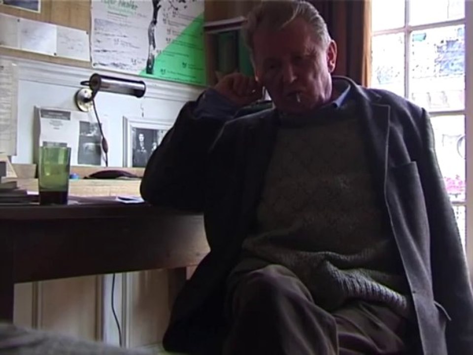 venerdì 20 dicembre Teatro Valle Occupato _lo schermo disintegrato - YouTube