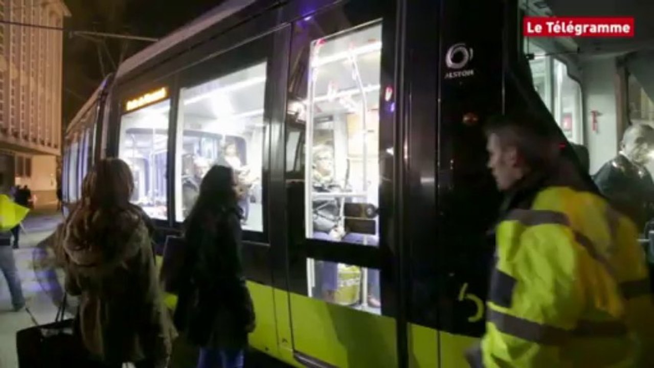 Brest. Visite de Valls : une manif, deux trams bloqués