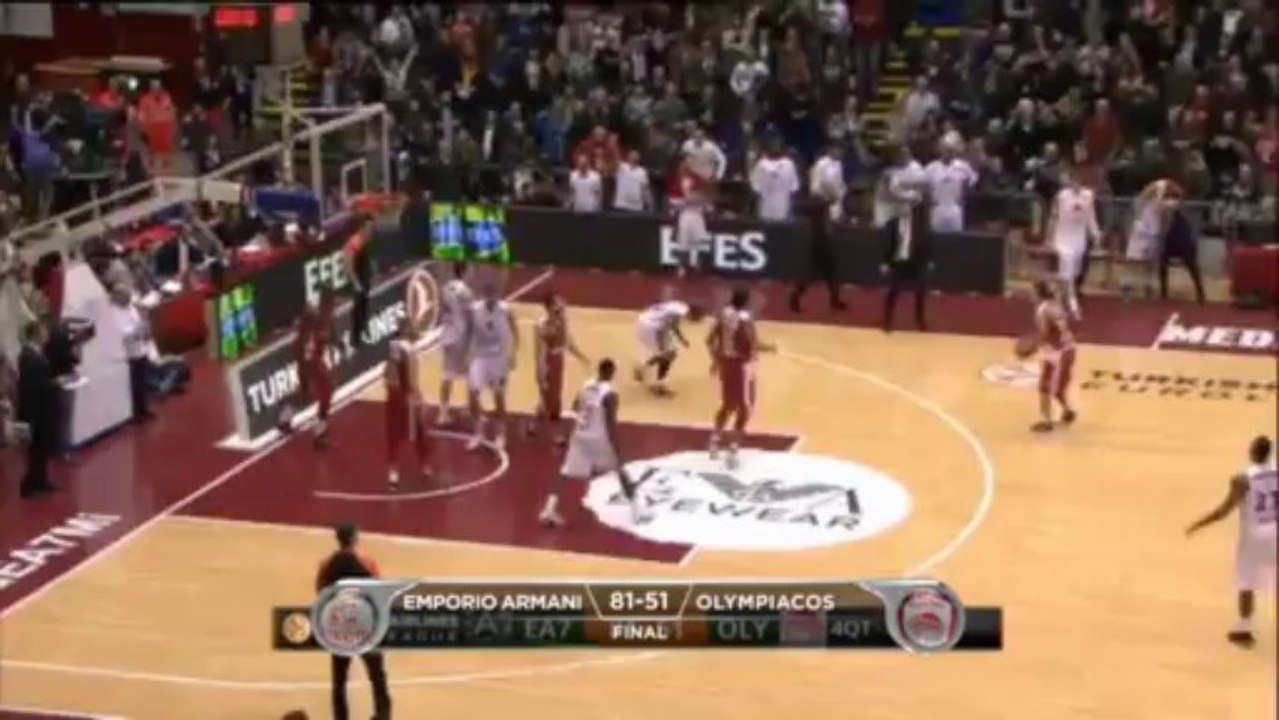 1. Pleite! Titelverteidiger Olympiakos abgeschossen