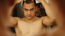 Aamir Khan Goes Nude In Peekay
