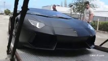 Mat Siyah Lamborghini Aventador