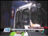 Conductor de camión atropella a taxista que le reclamó por chocarlo