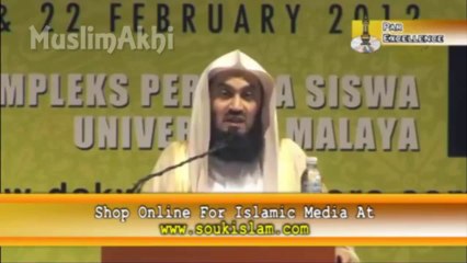Flick Water on Each Other, short clip by Mufti Menk