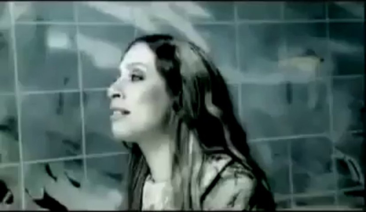 Duvar (Zeynep Casalini) Seslisehir.com sesli sehir,seslisehir[ATİL_44]