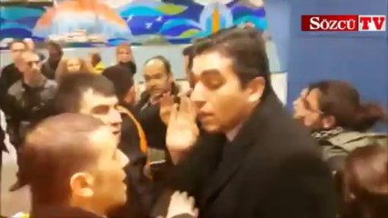 Metroda "sağlam irade" afişi kavgası