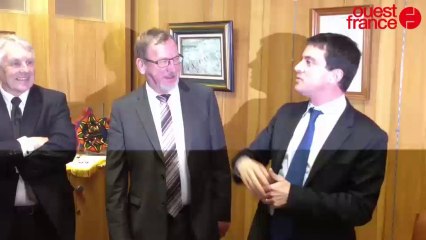 Manuel Valls et les élus pontivyens