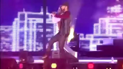 Fababy qui parle tout seul a Urban Peace 3