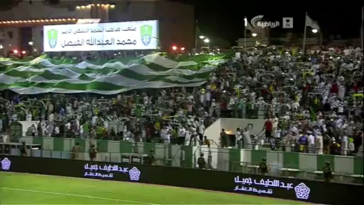 نشيد الاهلي الملكي وجنون الجمهور (مجانين) - الاهلي 3-1 النهضة - دوري جميل 10/01/2014 HD