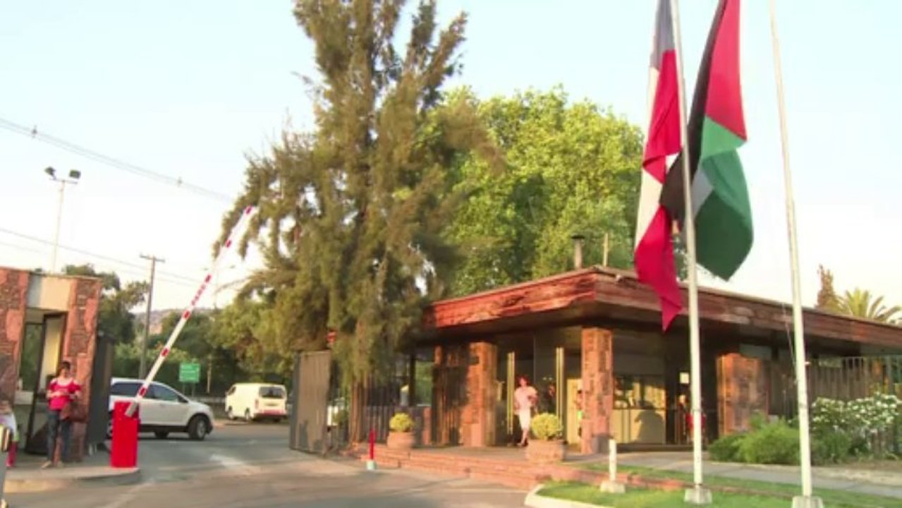 القميص الجديد لنادي باليستينو التشيلي يثير سخط الجالية اليهودية