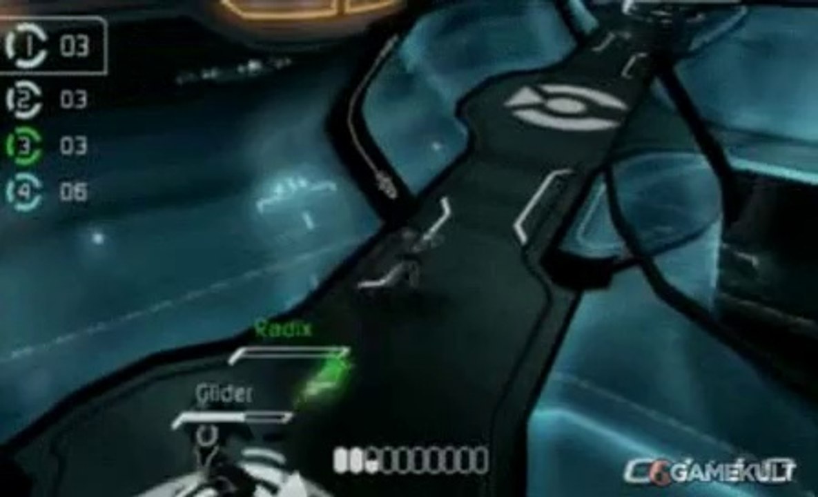 Tron Evolution - Baston ... Qui pique les yeux !