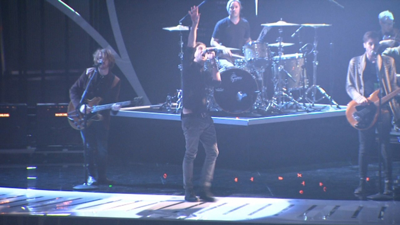 One Republic On Stage Before Awards Show