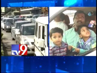 Hyderabad Vijayawada highway jammed due to Sankranthi travellers